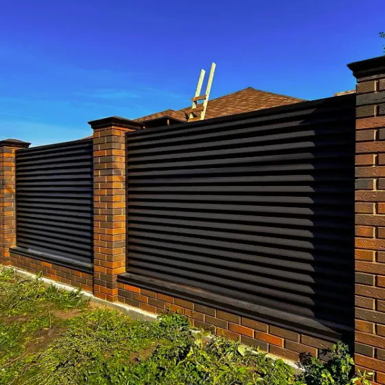 Забор жалюзи Еврожалюзи RAL8019 Темный Шоколад двусторонний