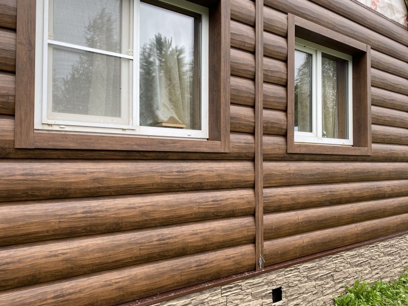 ЦАРЬСАЙДИНГ Бревно Рубленое 4Д на фасаде дома в Москве