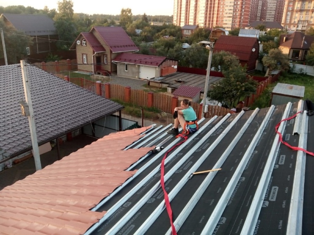 Металлочерепица Геркулес 8004 терракотовый Стальной Бархат от Центра Металлокровли в Атырау