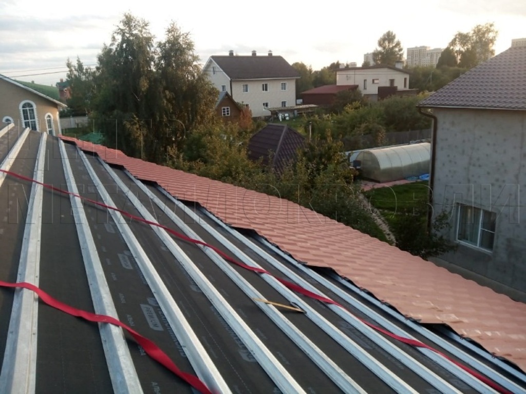 Металлочерепица Геркулес 8004 терракотовый Стальной Бархат от Центра Металлокровли в Атырау